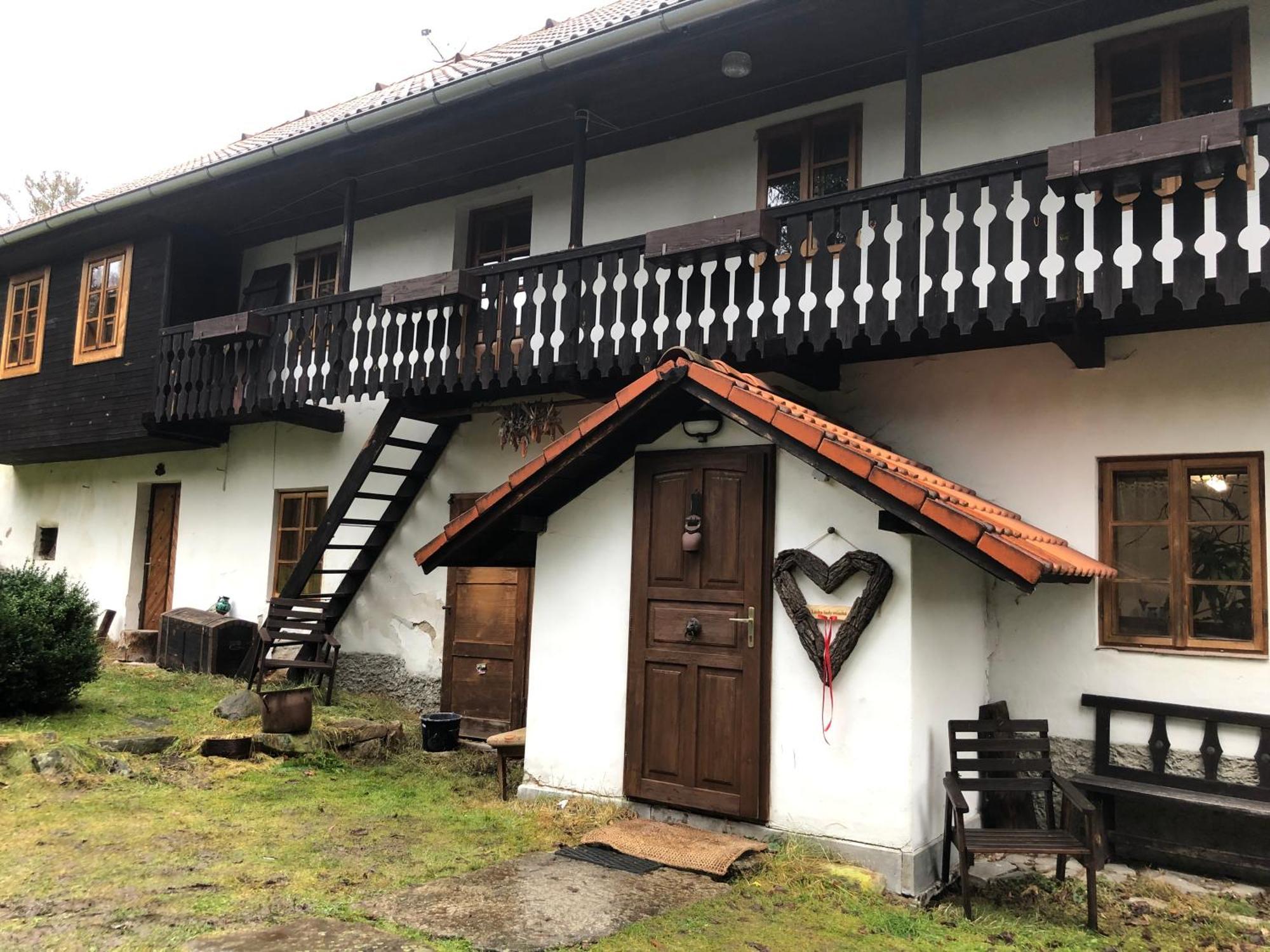 Chaloupka U Jiriho Hotel Nová Pec Exterior foto